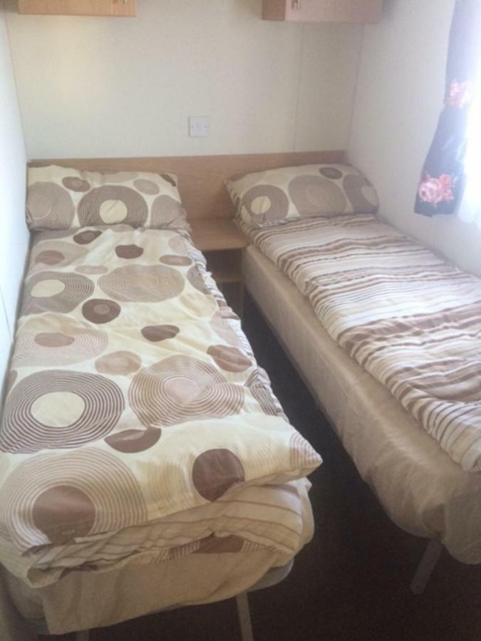 M68 3 Bedroom, 6 Berth Caravan Sand Le Mere Tunstall  Exterior photo